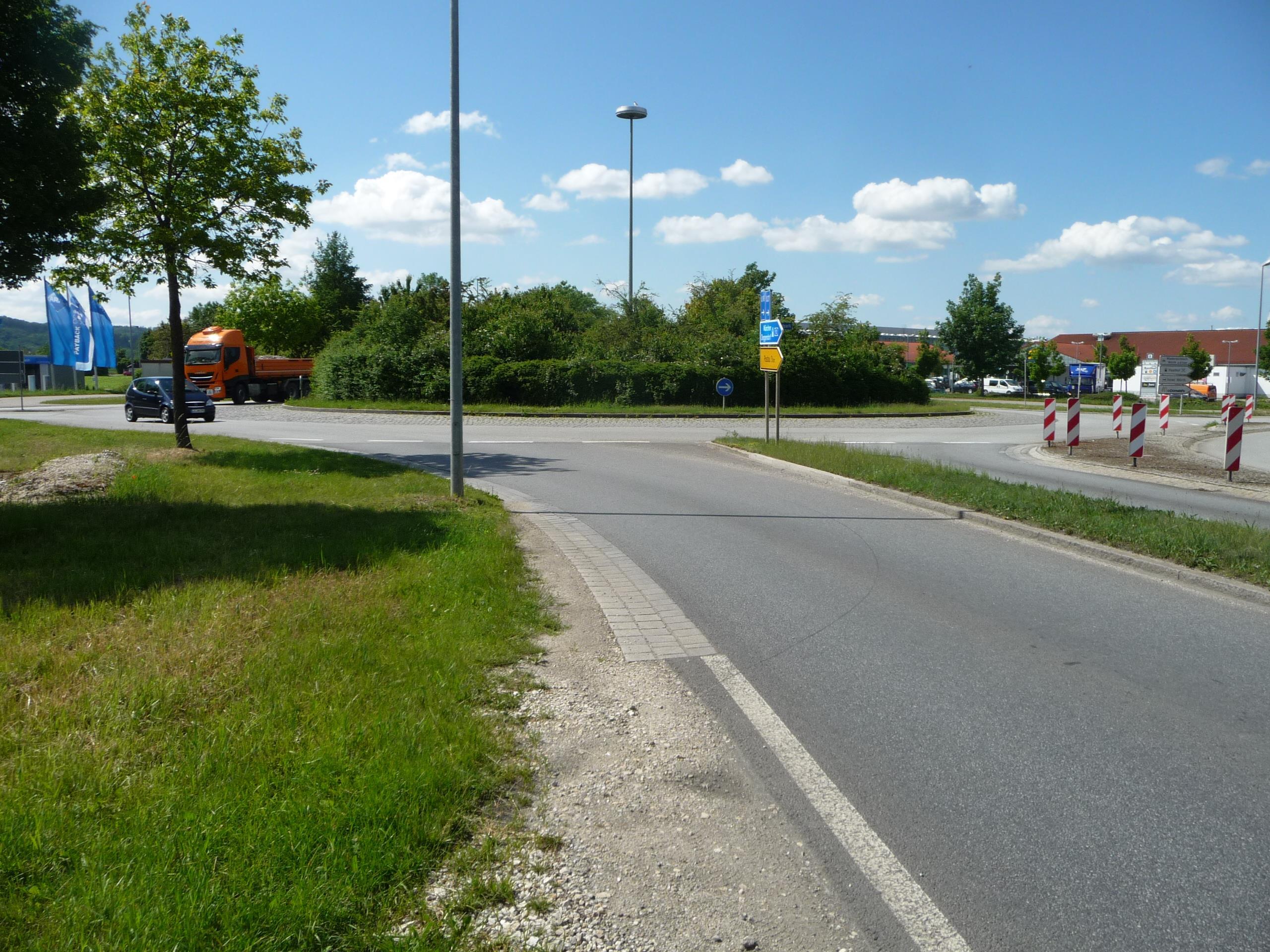    Straße, Kreisverkehr