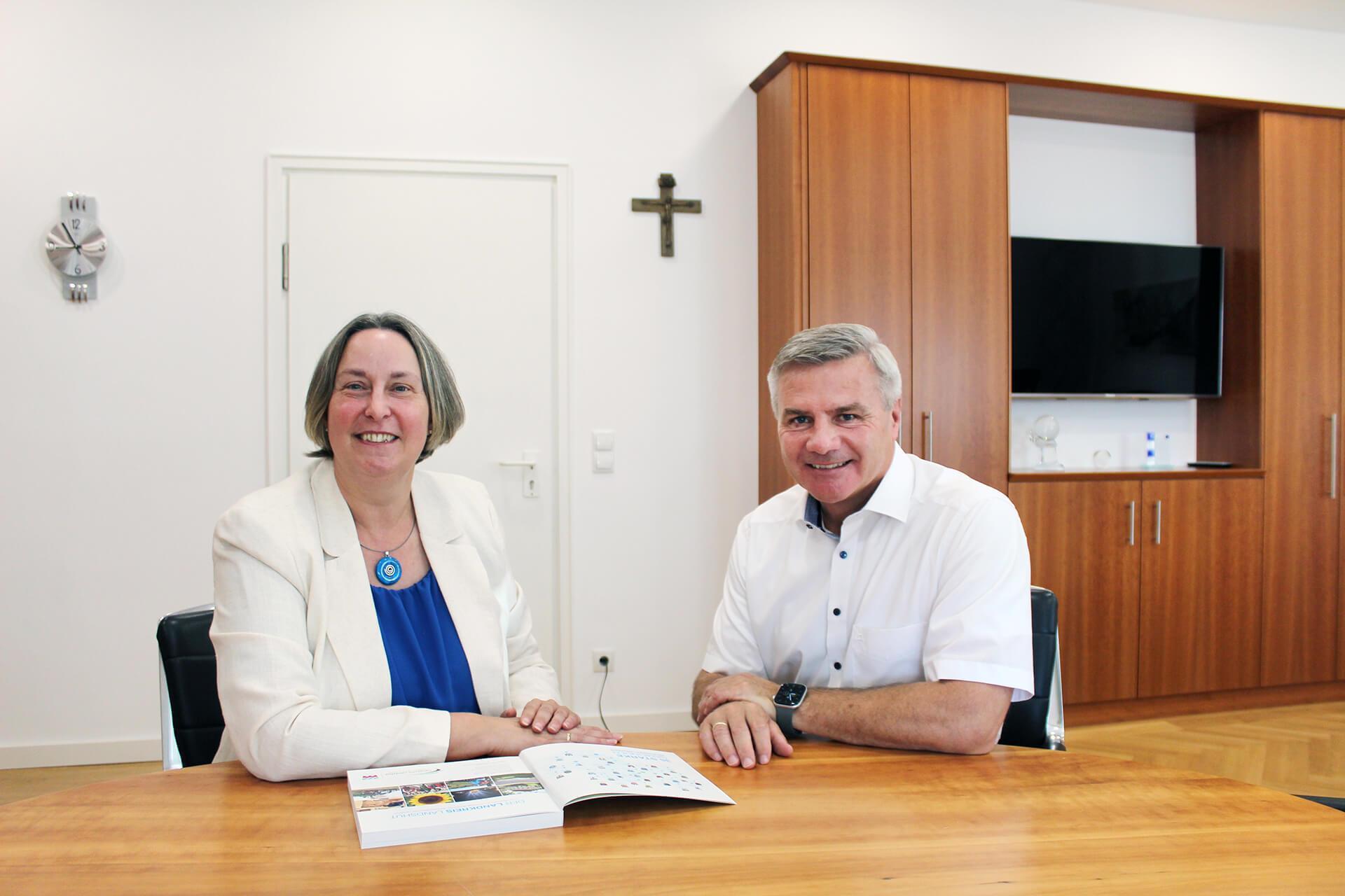 Landrat Peter Dreier und Hochschulpräsidentin Prof. Michaela Wirtz im 